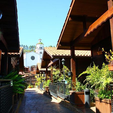 Cabanas Valle Verde Moya  エクステリア 写真