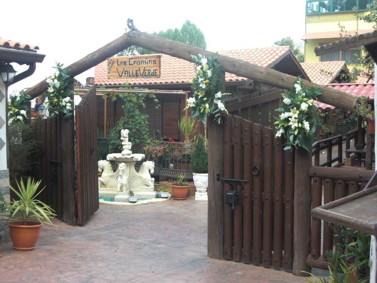 Cabanas Valle Verde Moya  エクステリア 写真