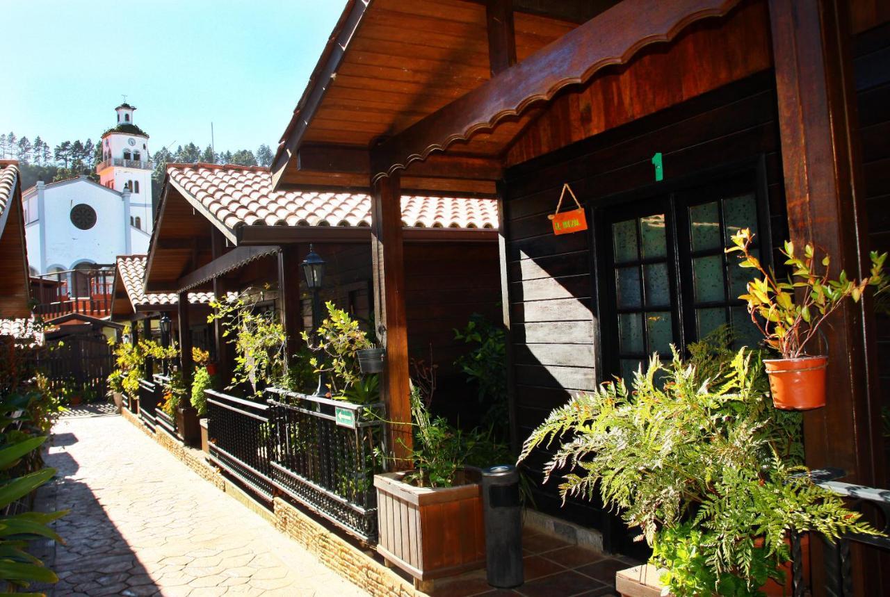 Cabanas Valle Verde Moya  エクステリア 写真